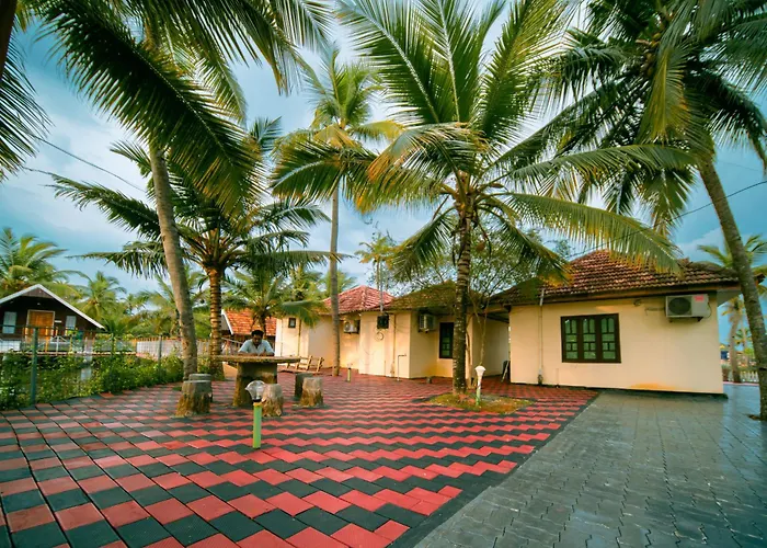 Munroe Island Lake Resort